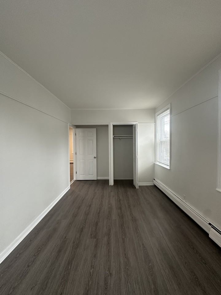 22 Johnson Street - Photo 5 of 7