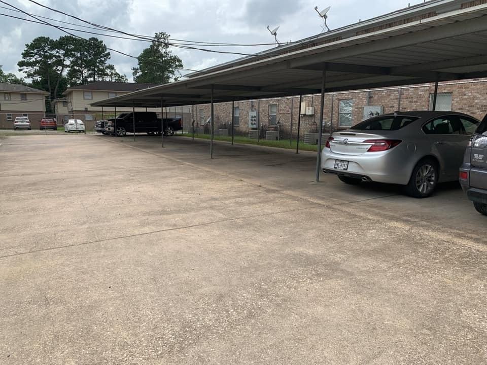 1070 Orange Street - Photo 2 of 6