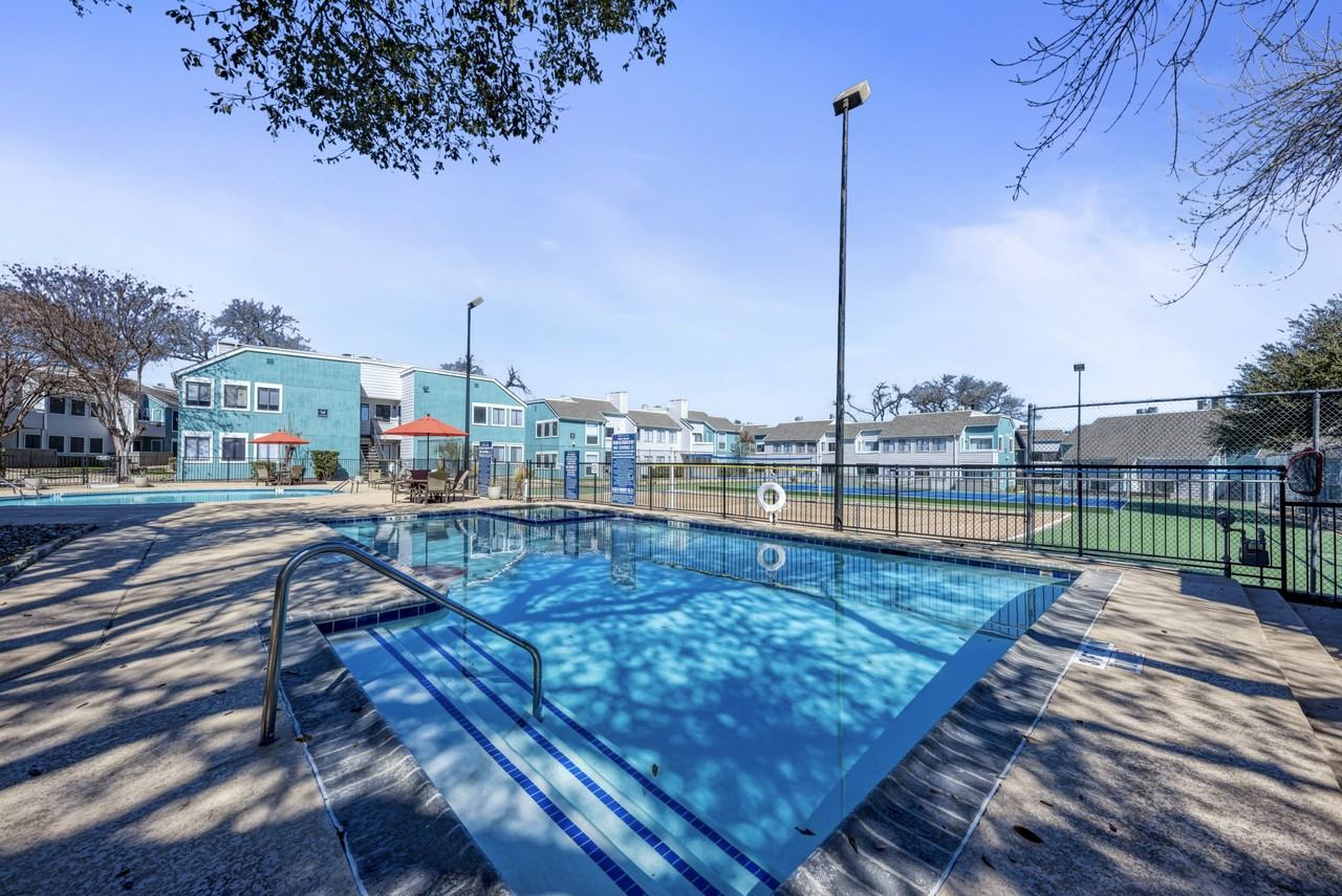 Villas of La Costa - Photo 2 of 16