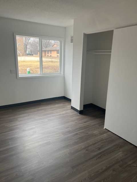 432 Martin Road - Photo 6 of 17