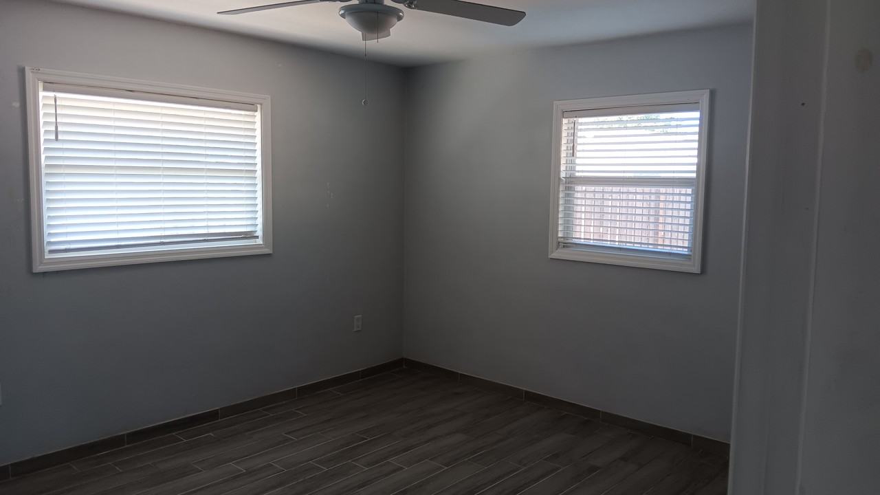 1205 Central Avenue - Photo 5 of 14