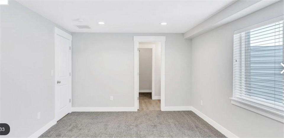 239 N Center St - Photo 6 of 9