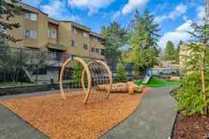 featured image of 14343 15th Ave Ne