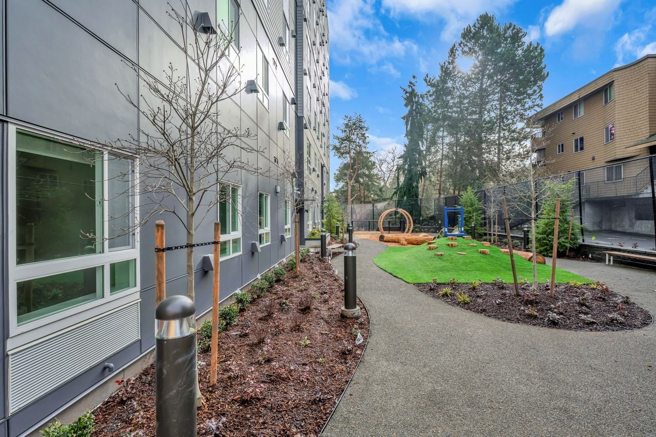 Altaire at Jackson Park - Photo 7 of 50