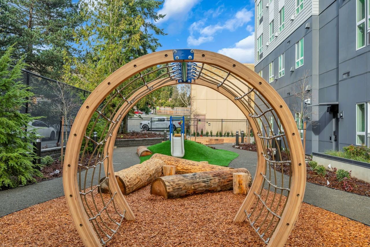 Altaire at Jackson Park - Photo 2 of 50