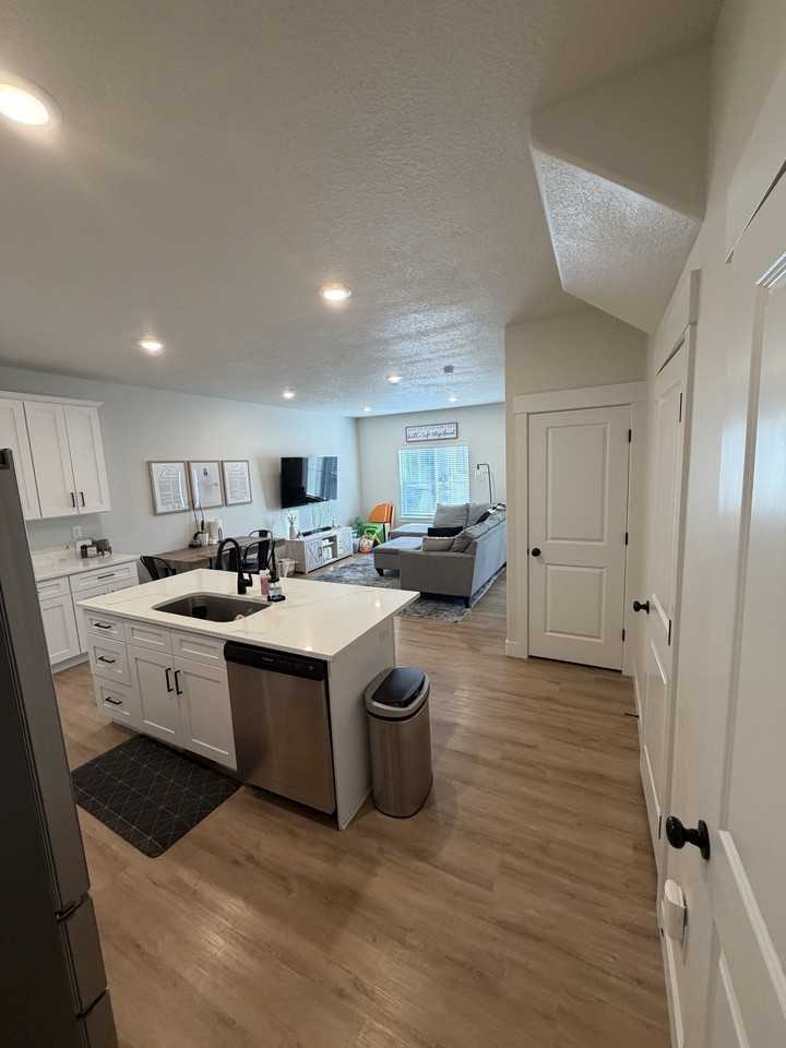 1162 Nw - Photo 7 of 21