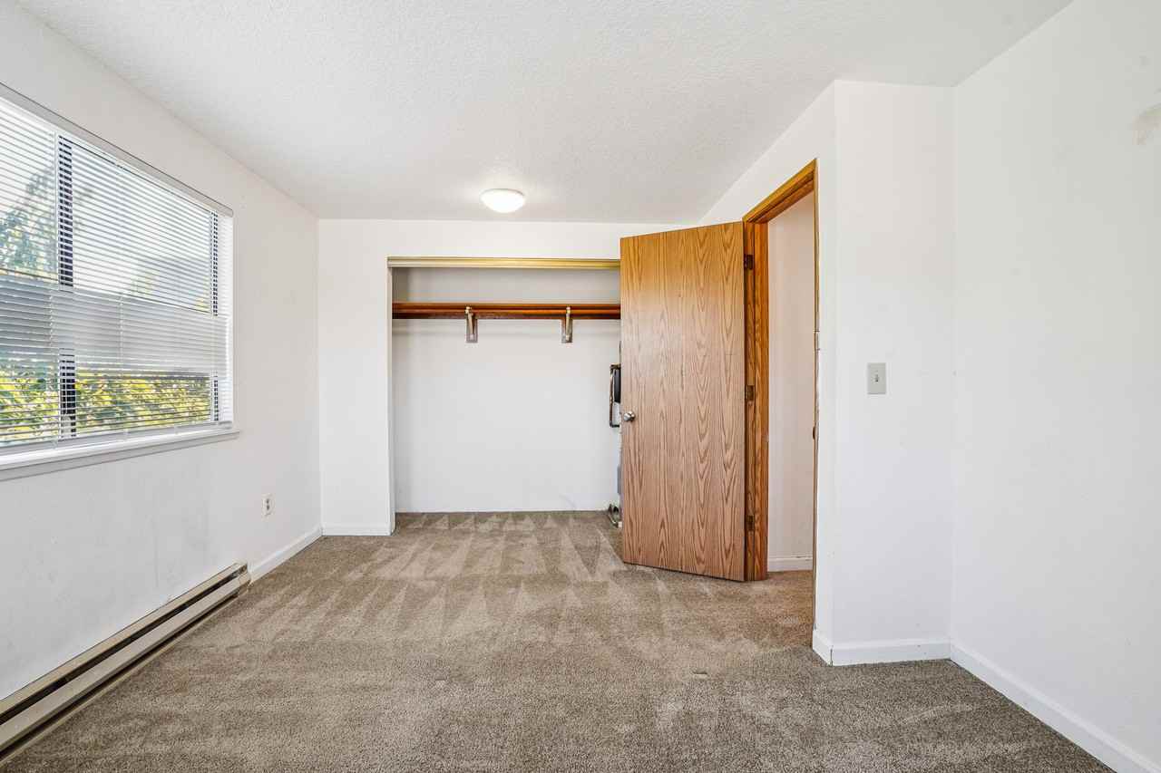 6444 Southeast Holgate Boulevard - Photo 7 of 19