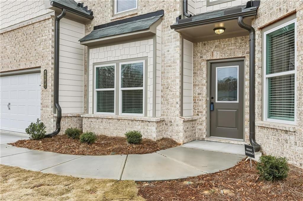 2500 Sunny Hill Rd - Photo 3 of 32