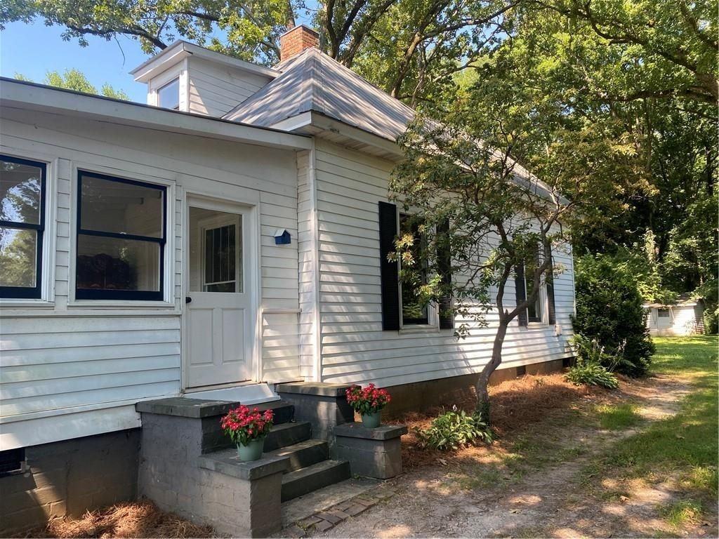 101 1st Ave Nw - Photo 2 of 22