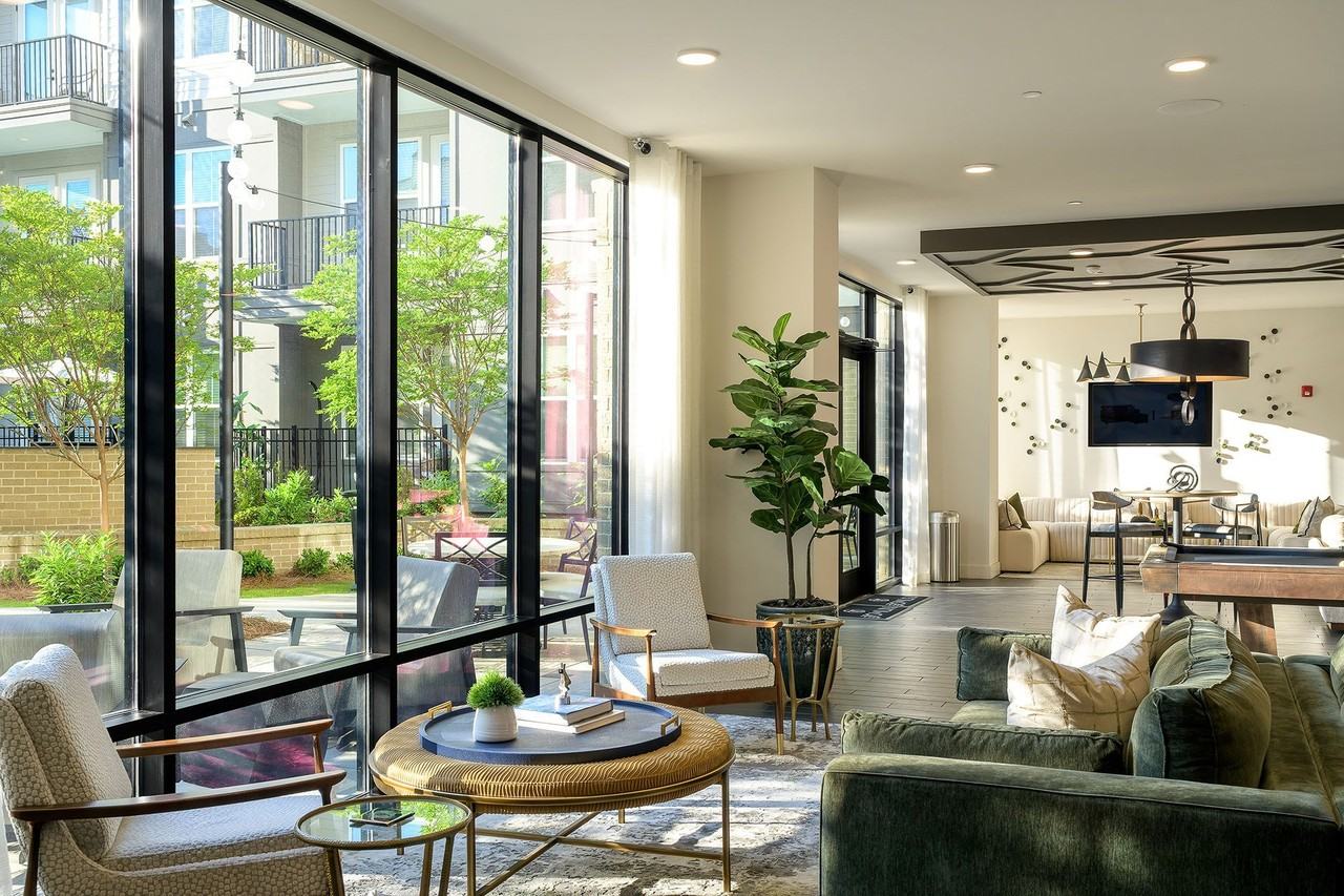 The Tomlin Luxury Apartments - Photo 4 of 36