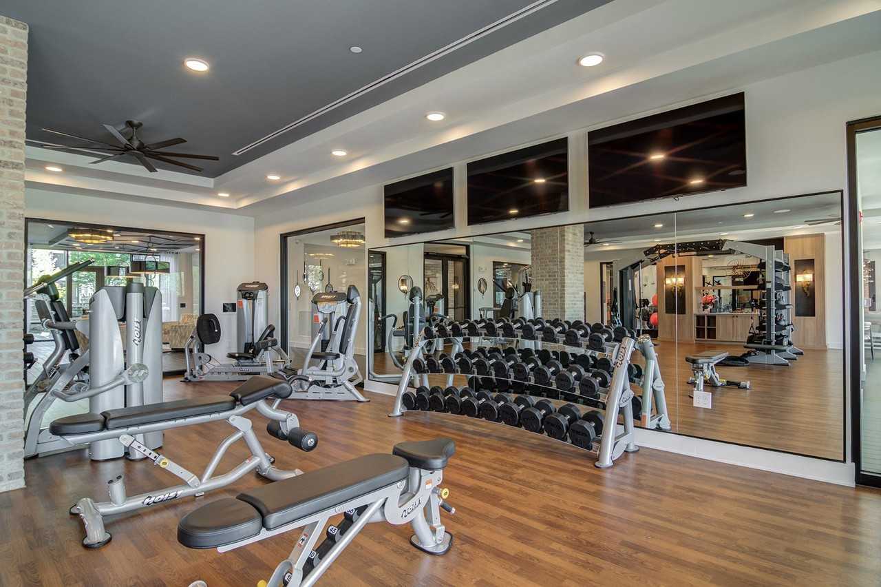 The Tomlin Luxury Apartments - Photo 6 of 36