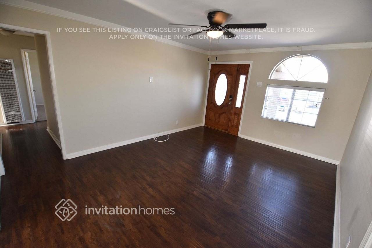 212 E 185th St - Photo 2 of 9