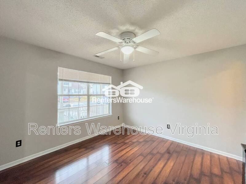 1220 Woods Edge Cir - Photo 7 of 30