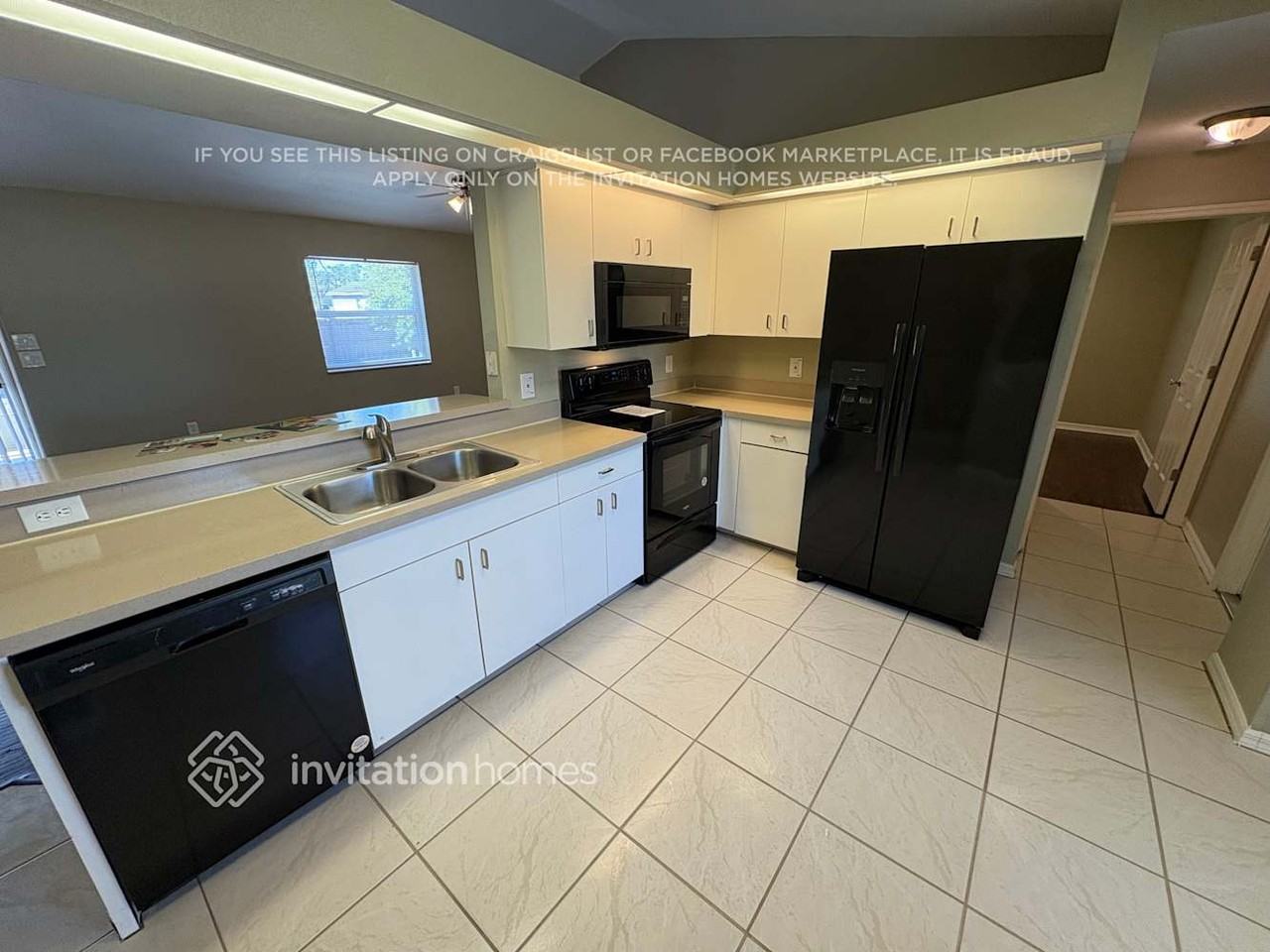 2255 Dongola St - Photo 3 of 11