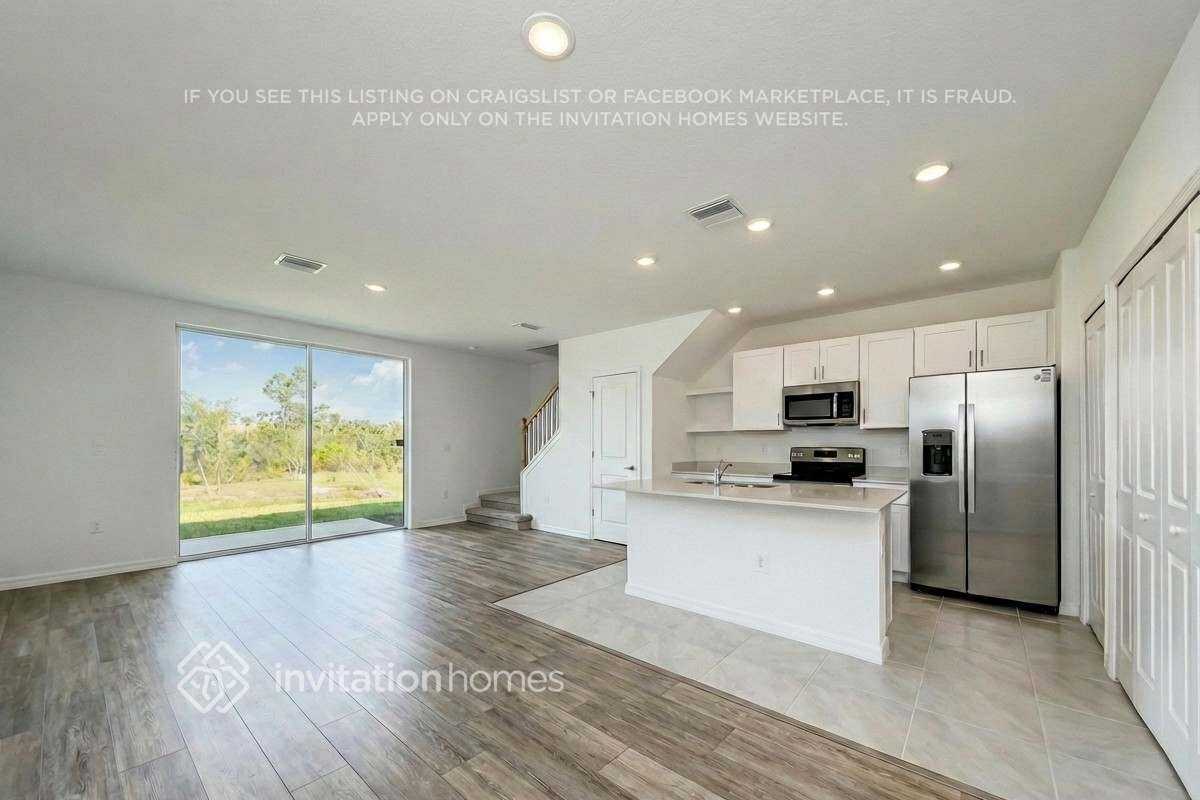 2814 Riverfield Rd - Photo 5 of 31