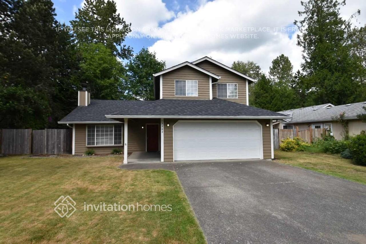 13202 Se 236th Pl - Photo 2 of 5