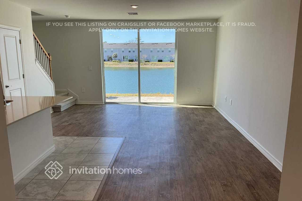 9313 Cadence Ct #122 - Photo 5 of 23