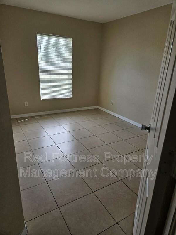 98 Milwaukee Blvd - Photo 3 of 9