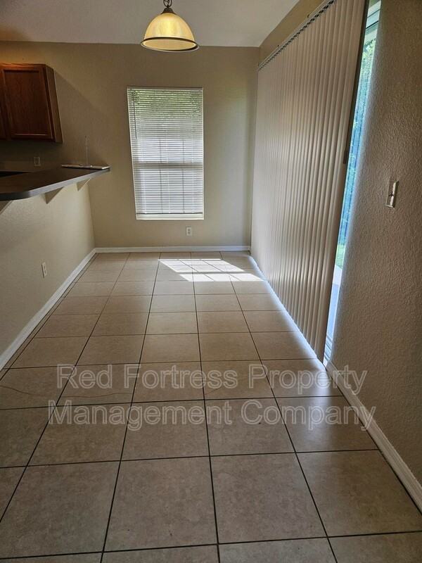 98 Milwaukee Blvd - Photo 7 of 9