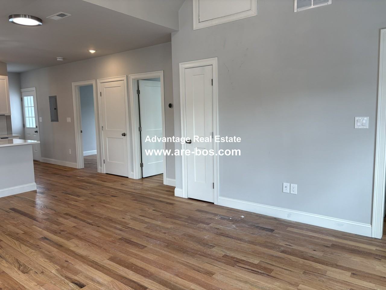 254 Salem St #2 - Photo 4 of 20