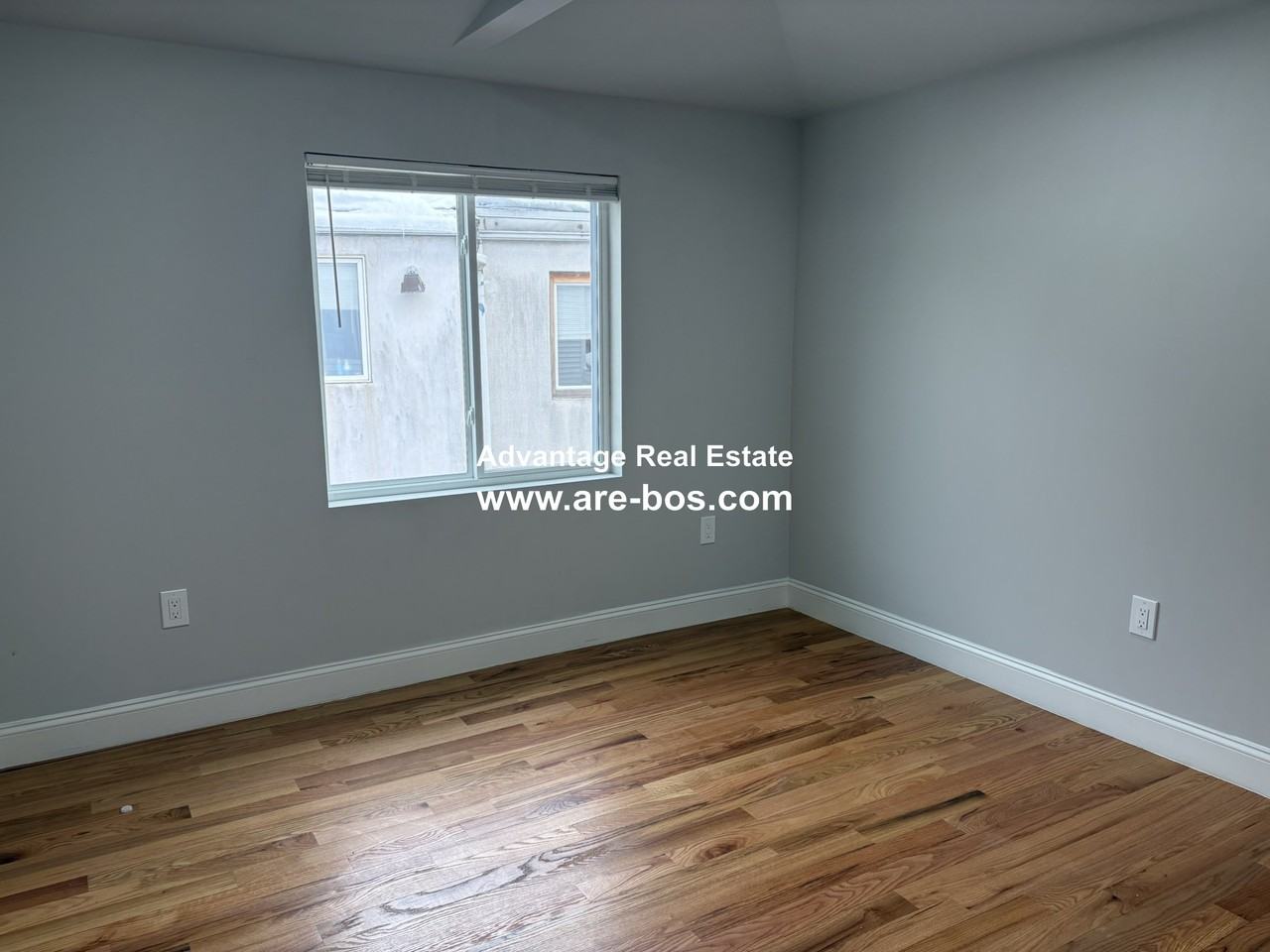 254 Salem St #2 - Photo 6 of 20