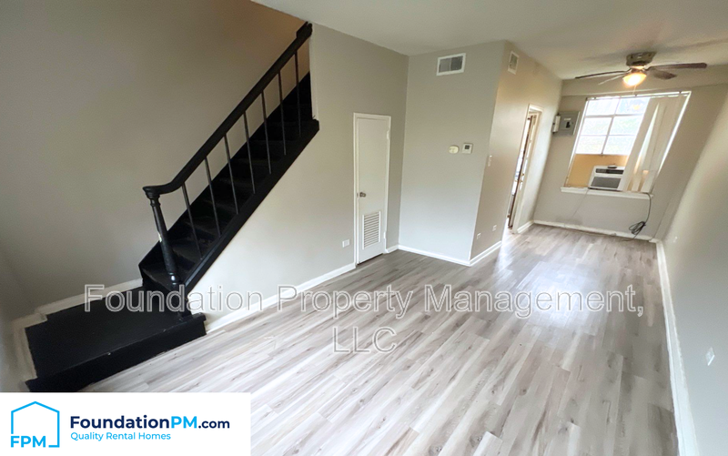 1915 S Parkway E #3 - Photo 3 of 10