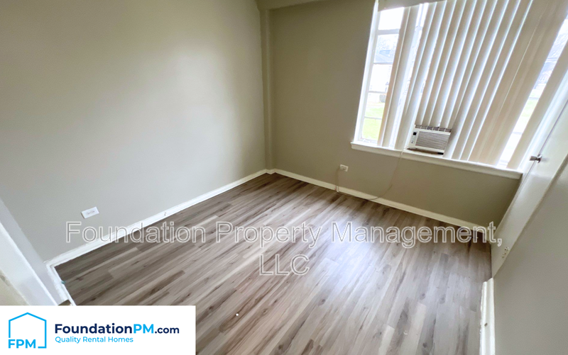 1915 S Parkway E #3 - Photo 6 of 10