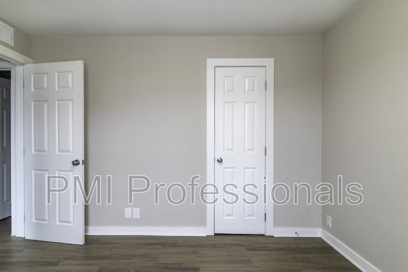 104 Kingsridge Dr - Photo 6 of 8