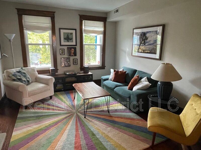 4215 7th St Nw - Photo 4 of 23