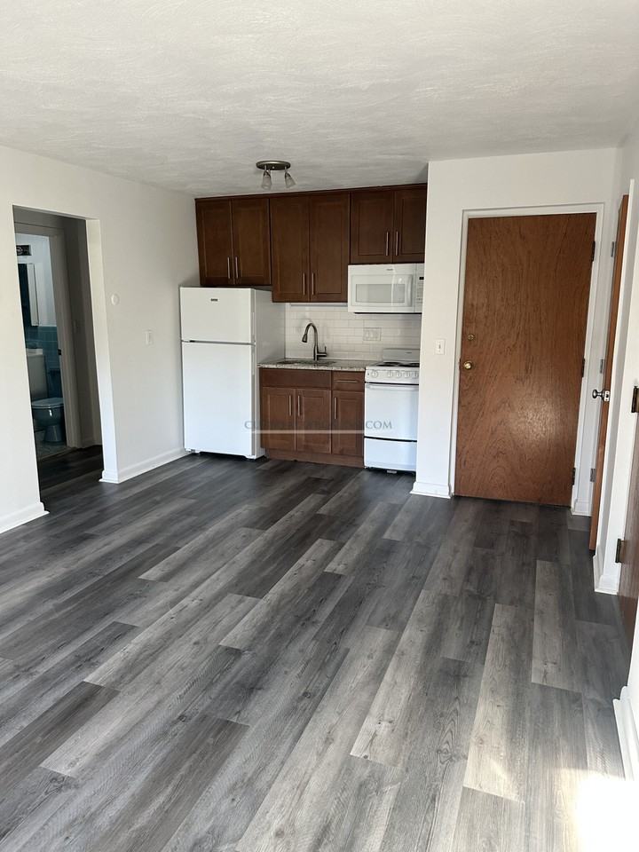 159 Lexington St #12 - Photo 2 of 9