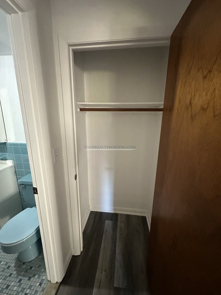 159 Lexington St #12 - Photo 4 of 9