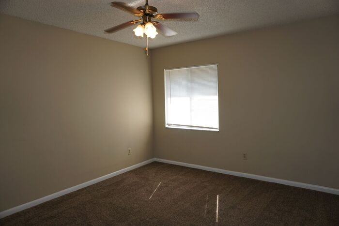 8387 Pineverde Ln - Photo 7 of 11