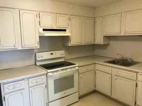 40 Williams St #314D - Photo 1 of 1