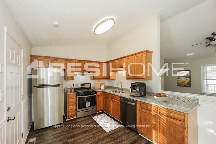 8505 Creekwood Ridge Dr - Photo 4 of 21