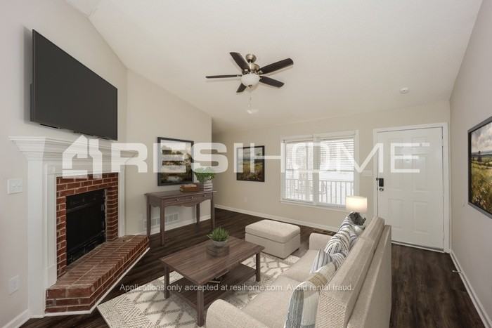 8505 Creekwood Ridge Dr - Photo 7 of 21