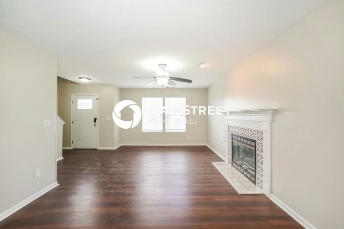 113 Oakview Dr - Photo 2 of 17