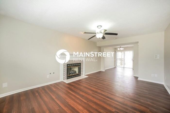 113 Oakview Dr - Photo 3 of 17