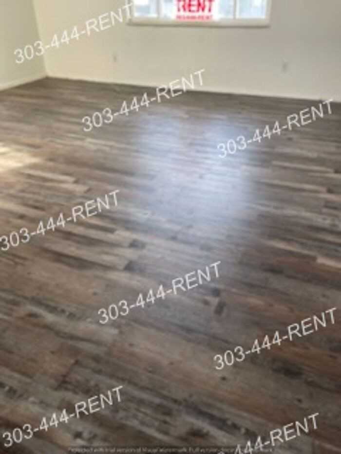 7966 Patricia Dr - Photo 3 of 11