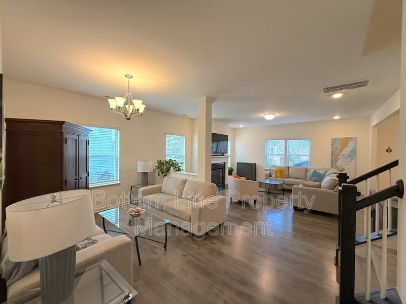 2688 Andes Dr - Photo 3 of 24