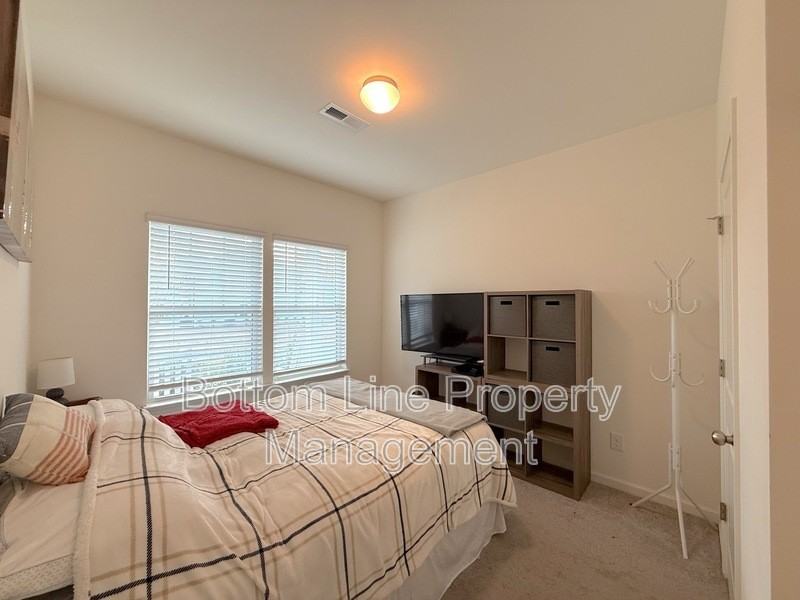 2688 Andes Dr - Photo 4 of 24