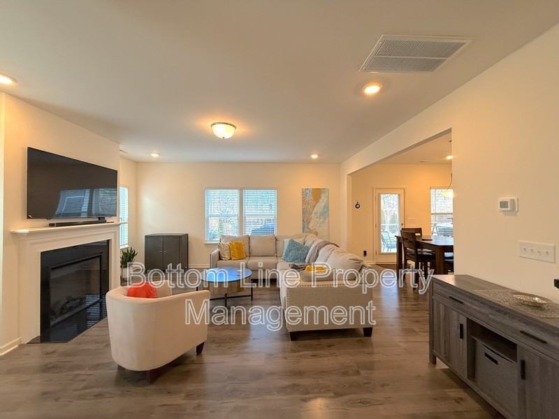 2688 Andes Dr - Photo 6 of 24