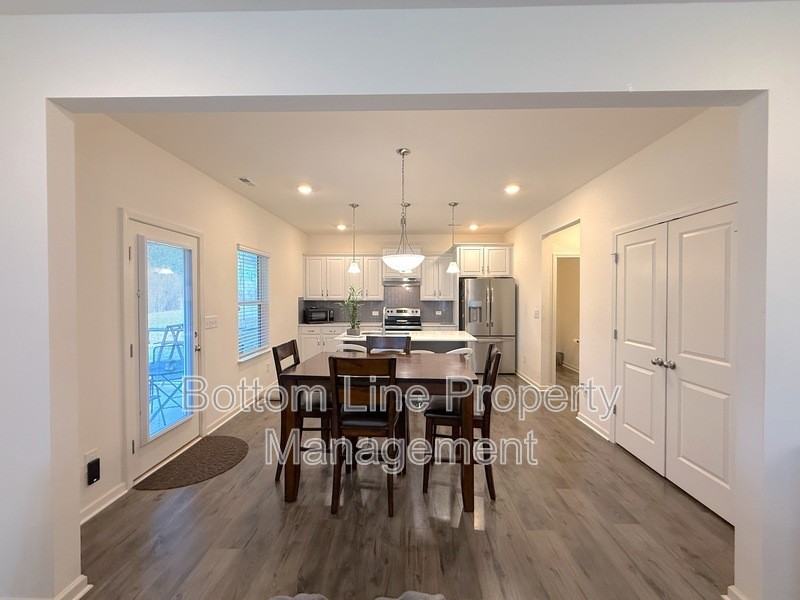 2688 Andes Dr - Photo 7 of 24