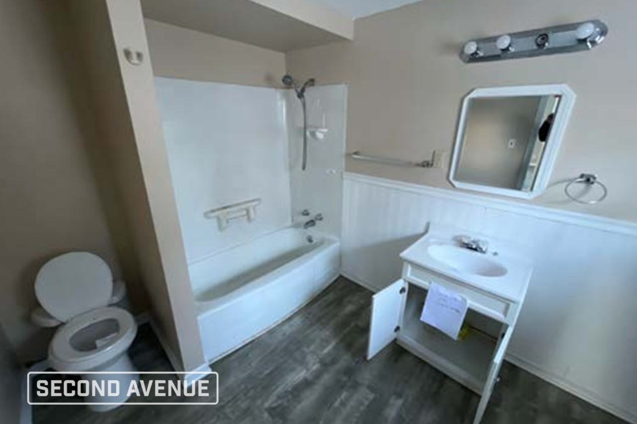 803 Joseph St - Photo 6 of 11