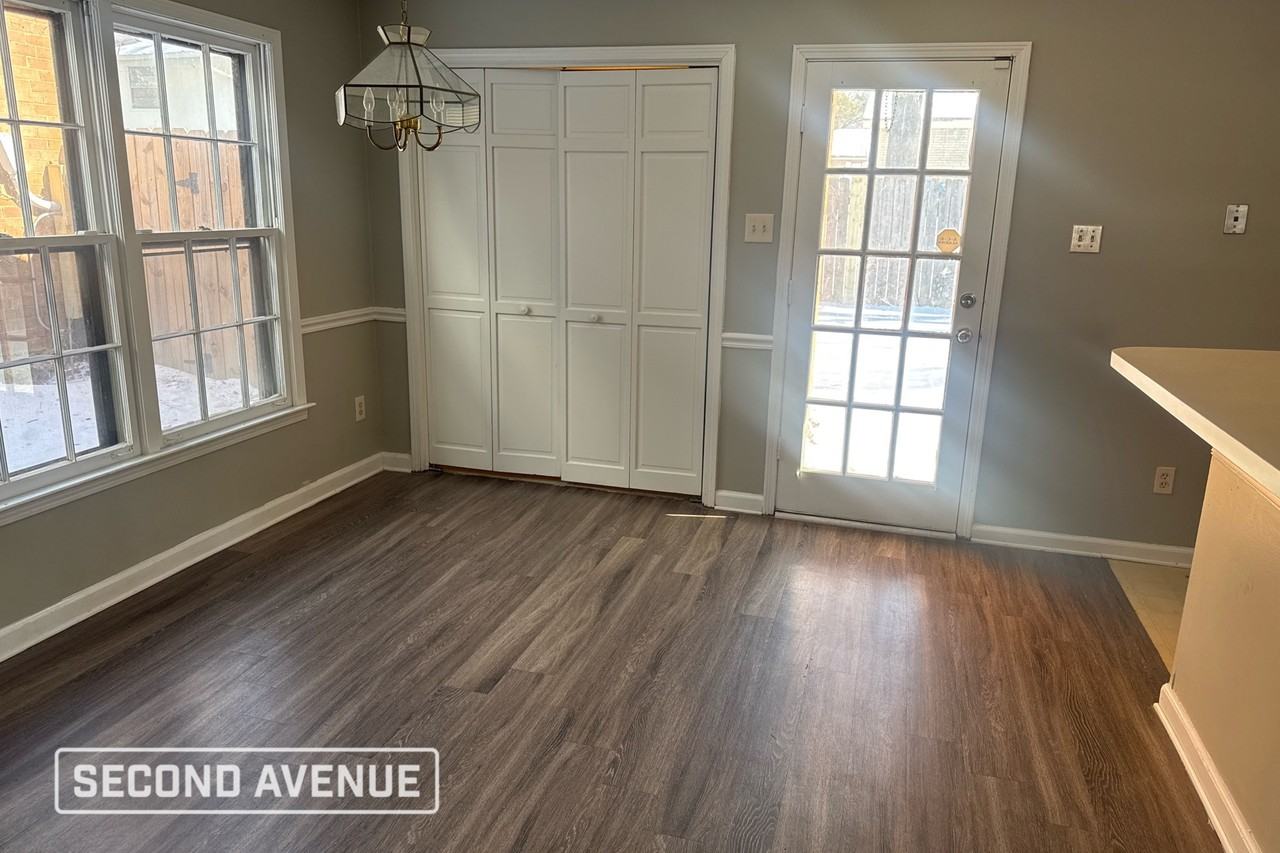 3574 Bishops Gate Dr - Photo 3 of 22