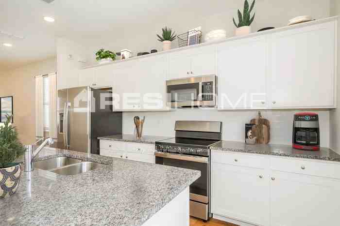 5034 Starwood Pl - Photo 4 of 21