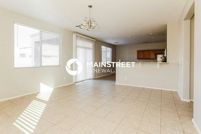 7418 W St Catherine Ave - Photo 4 of 16