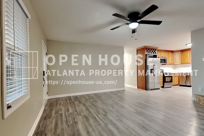 2513 Mistletoe Ln - Photo 6 of 21