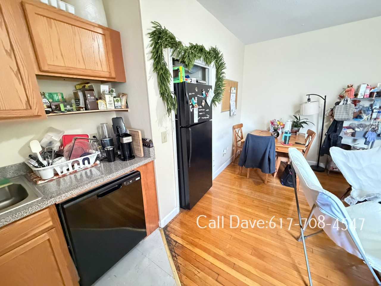 1132 Commonwealth Ave #11 - Photo 4 of 14