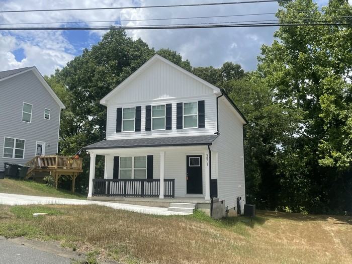 271 Patterson Ave Se - Photo 3 of 20