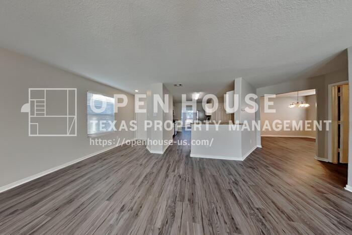 16839 Blackberry Lily Ln - Photo 4 of 25